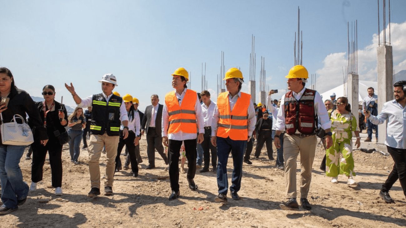 Supervisan avances de construcción de CBTIS en Juárez y García