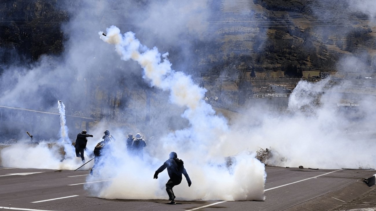 Protestas por aumento de combustible deja un muerto en Ecuador
