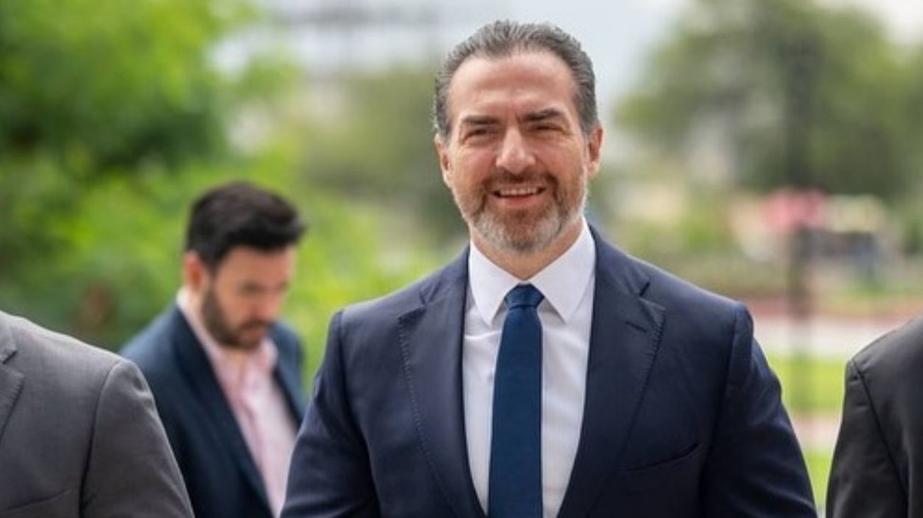 Adrián de la Garza, perfilado para la gubernatura de NL 2027