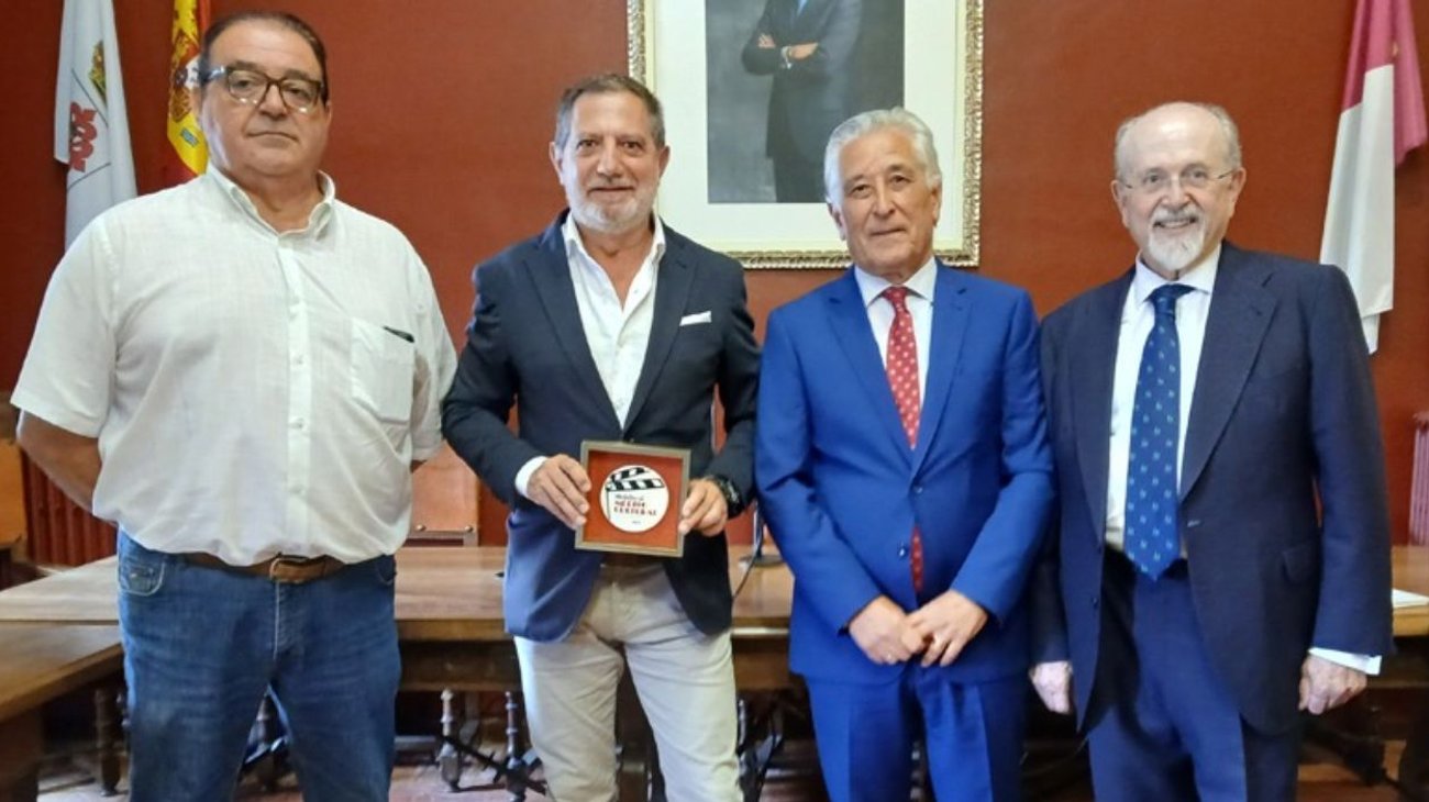 EH_UNA_FOTO_2025_10_13_T143354_532_ec84d966ea