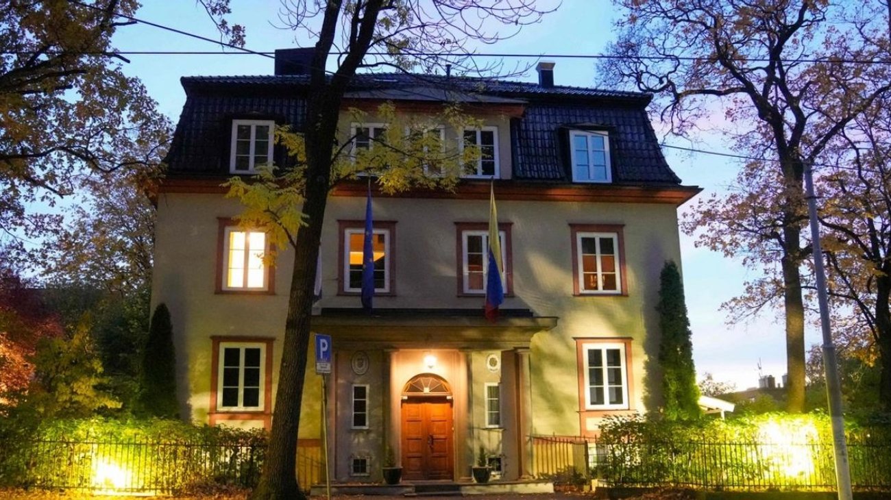 EH_UNA_FOTO_2025_10_13_T165141_682_bfc0ab5523