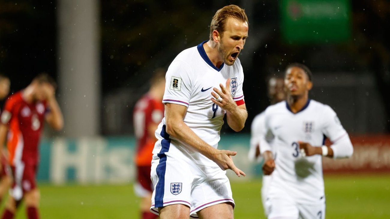 Inglaterra sella pasaje al Mundial al golear a Letonia