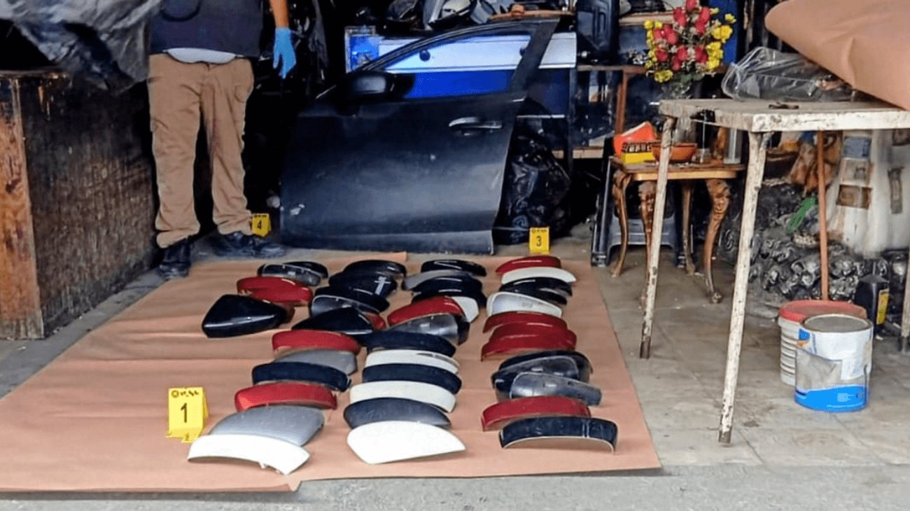 Decomisan 14,000 autopartes durante cateo en centro de Monterrey