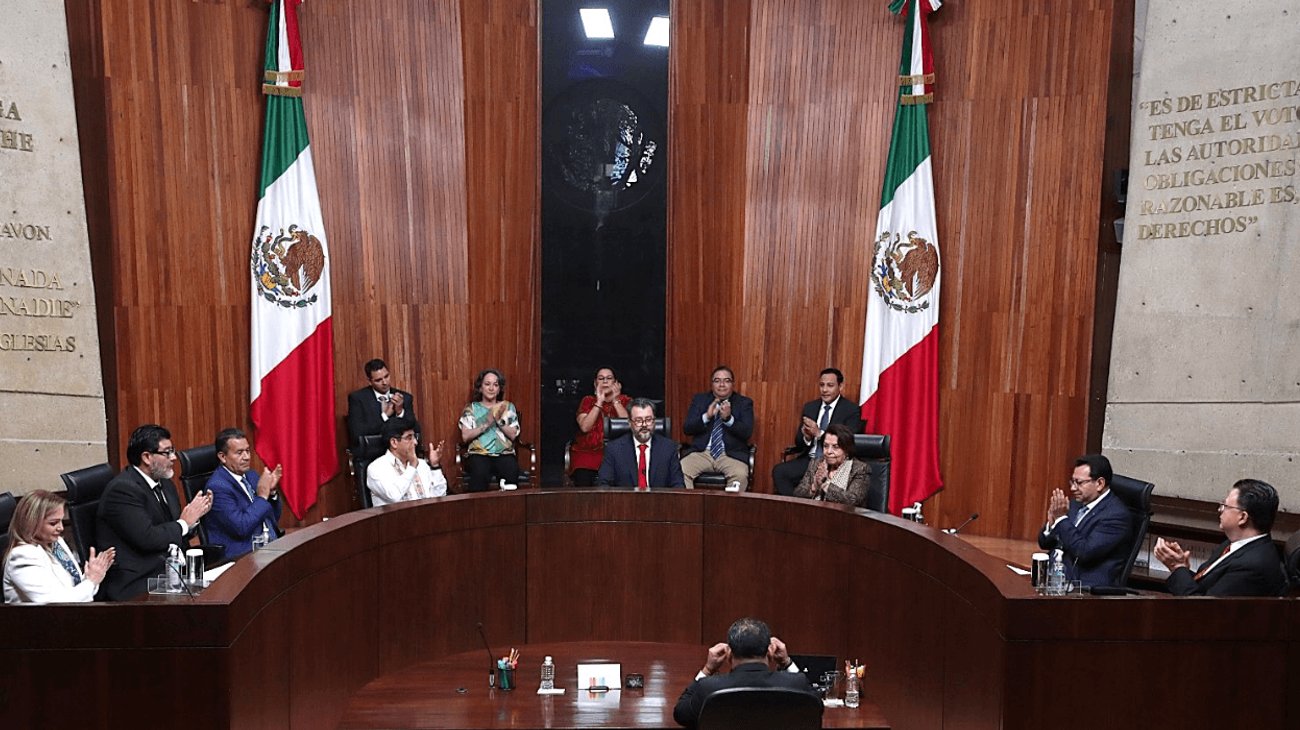 EH_UNA_FOTO_2025_11_06_T061541_580_618bfc9f0c