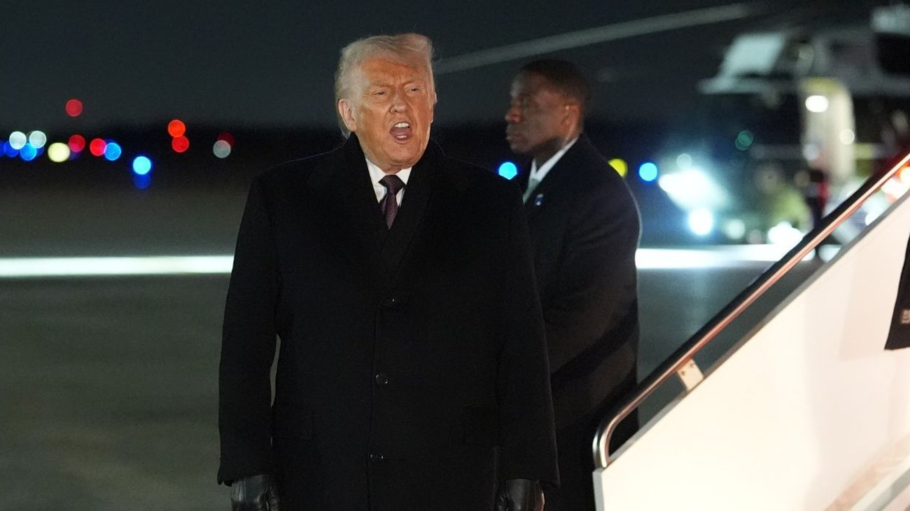 Trump envía a su 'zar' de la frontera a Mineápolis