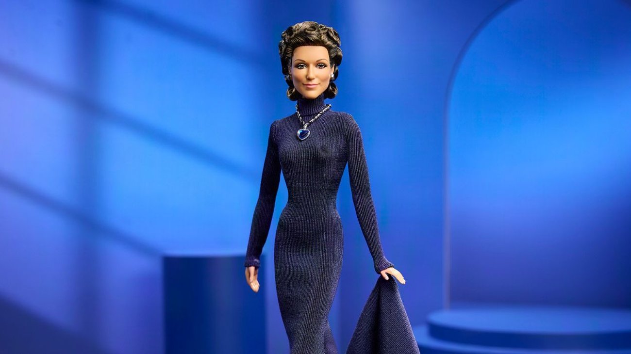 Celine Dion inspira una Barbie con su icónico look de Titanic