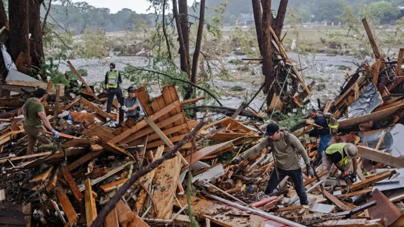 Aumentan a 119 los muertos por las inundaciones en Texas