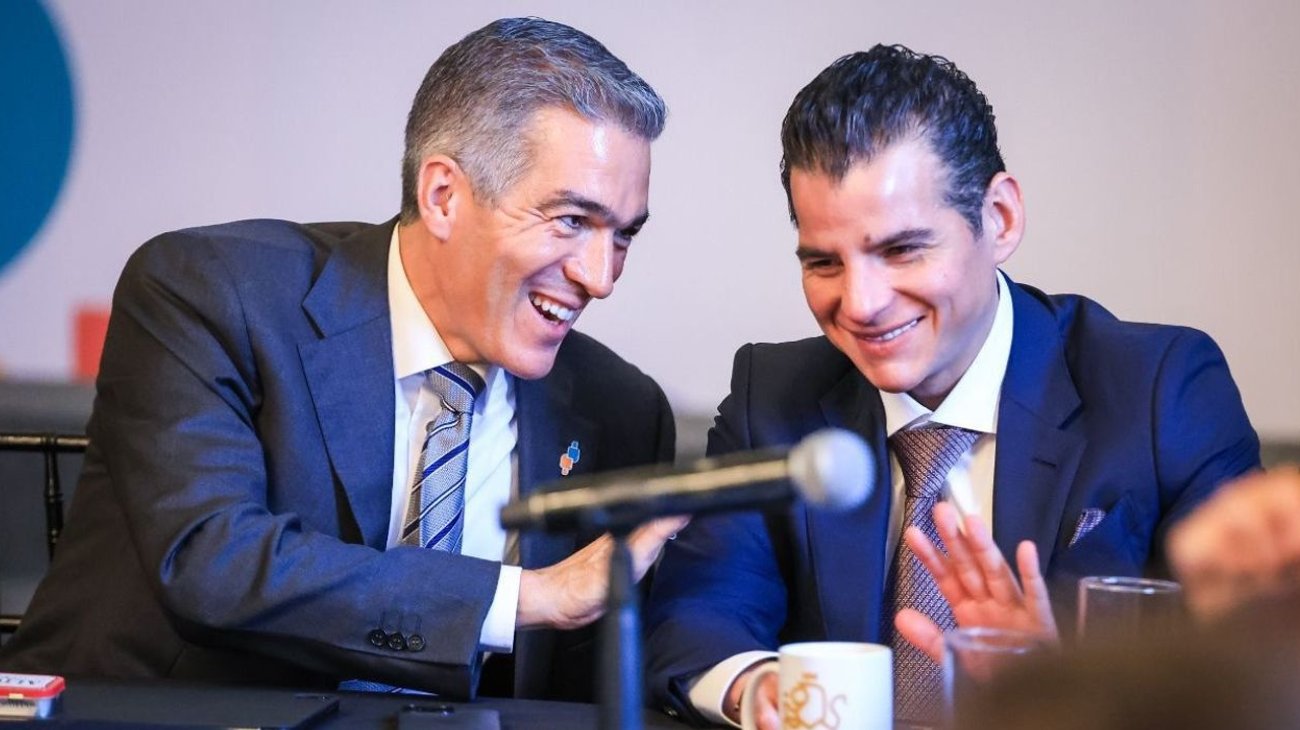 Impulsa Miguel Flores trabajo en equipo con el Consejo NL