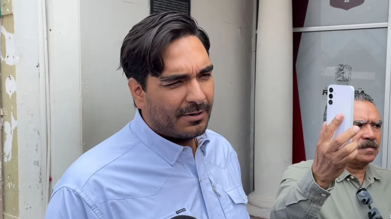 Denuncia alcalde de Reynosa pagos por difamar su administración