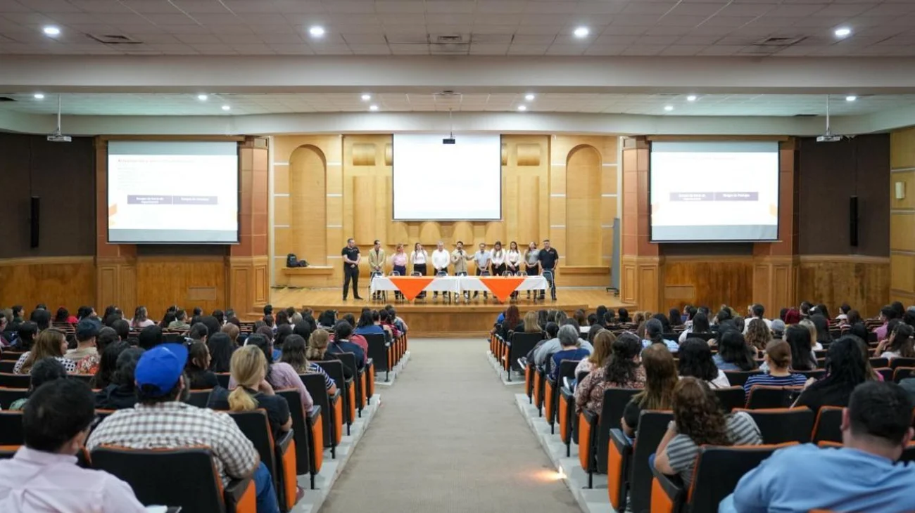 EH_UNA_FOTO_60eb073a05