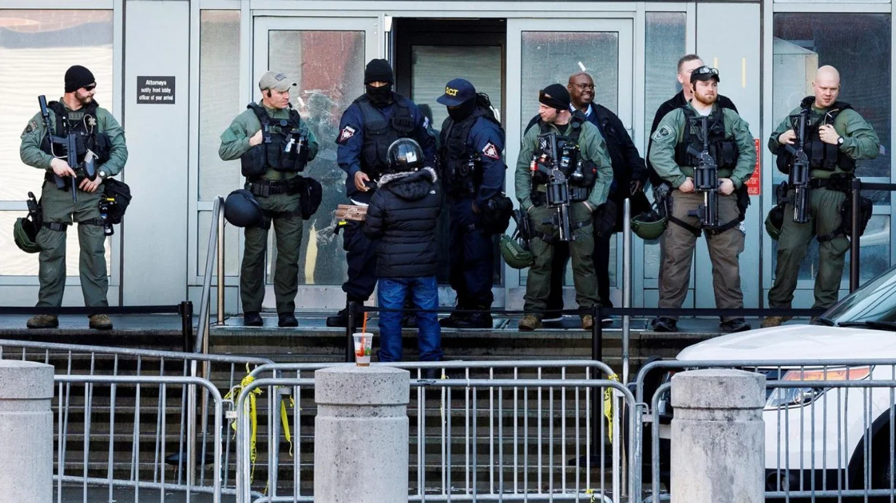 Video muestra la muerte de un reo por golpiza de guardias en NY