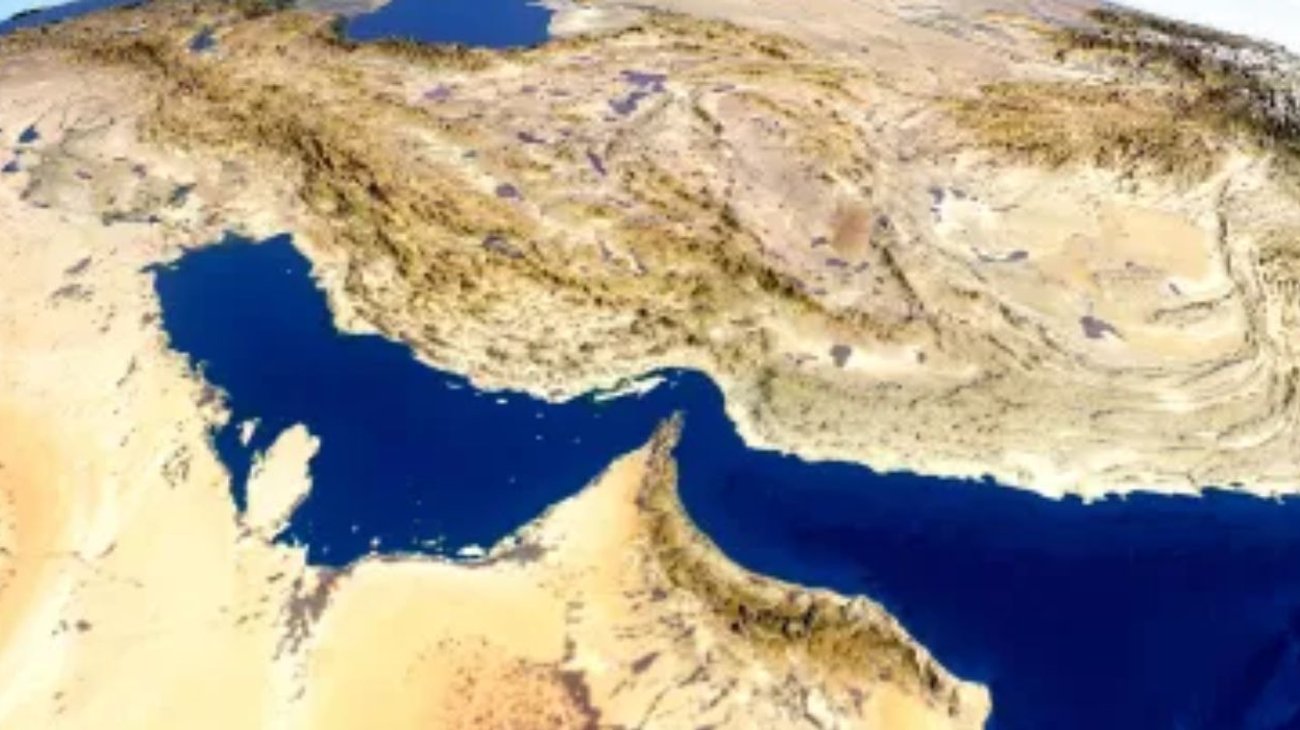 Irán advierte posible cierre del Estrecho de Ormuz