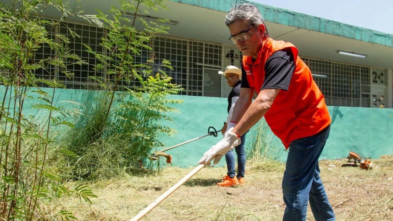 Refuerzan mantenimiento en 289 escuelas de Nuevo León