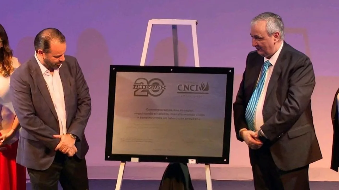 EH_UNA_FOTO_a255486281