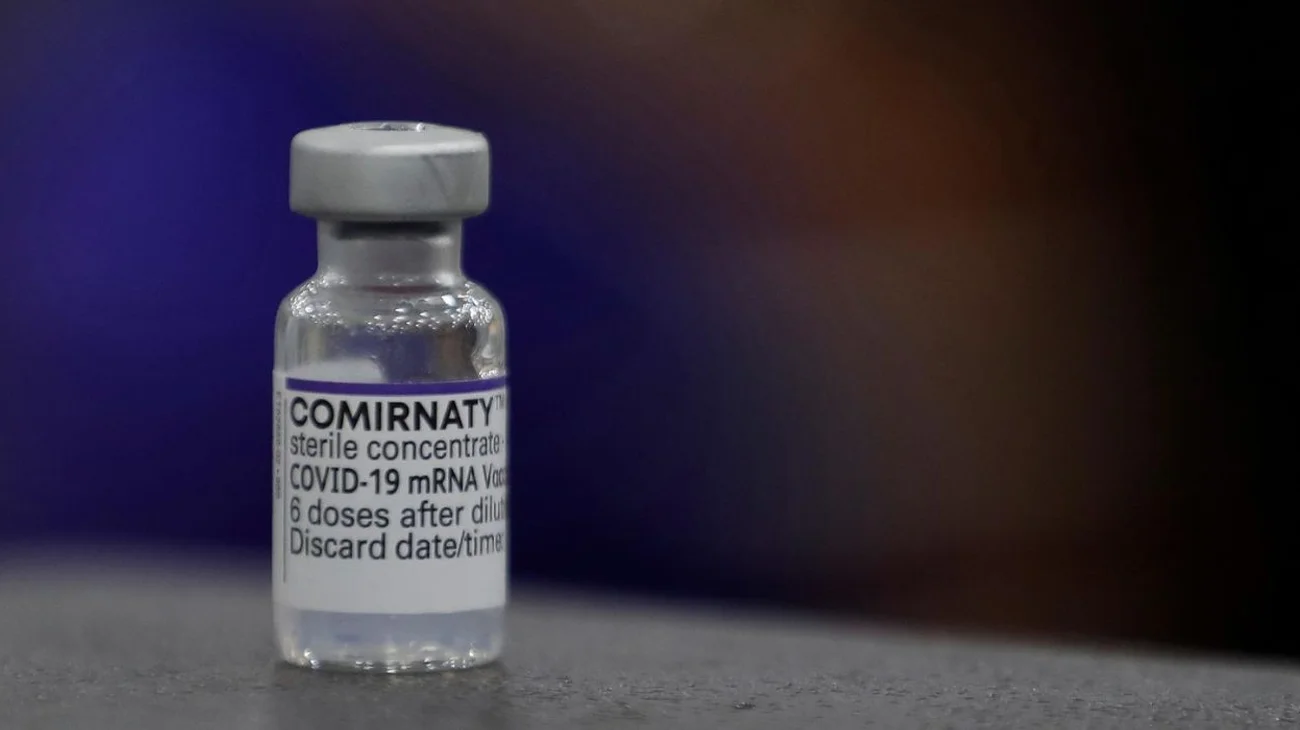 EUA deja de recomendar vacuna de covid-19 a niños y embarazadas