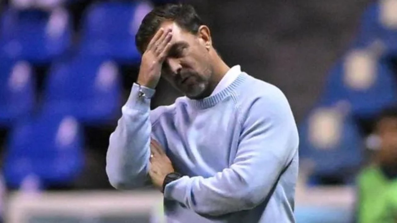 El argentino Pablo Guede renuncia como entrenador del Puebla
