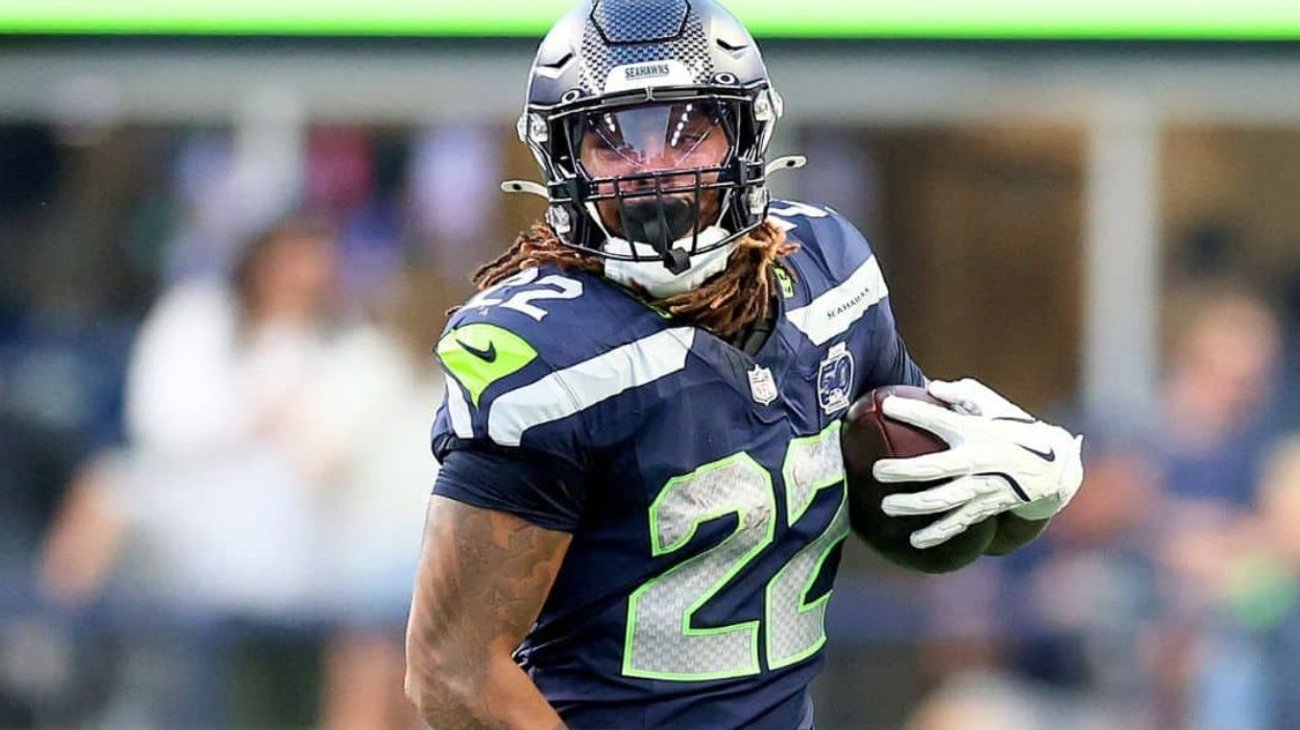 El mexicano Damien Martínez lidera triunfo de Seahawks-Chiefs