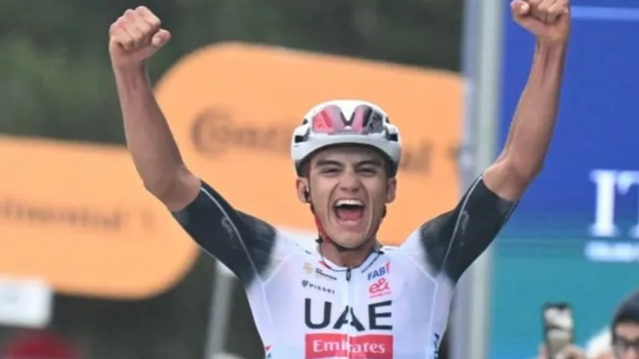 El mexicano Del Toro remata en solitario el Circuito de Getxo