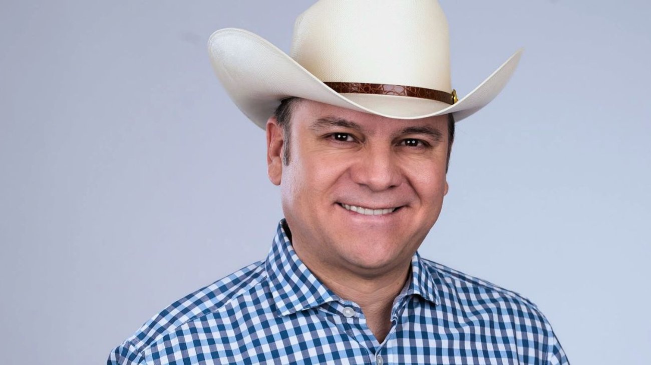 Gobernador de Durango dice que visa a EUA está en alerta amarilla