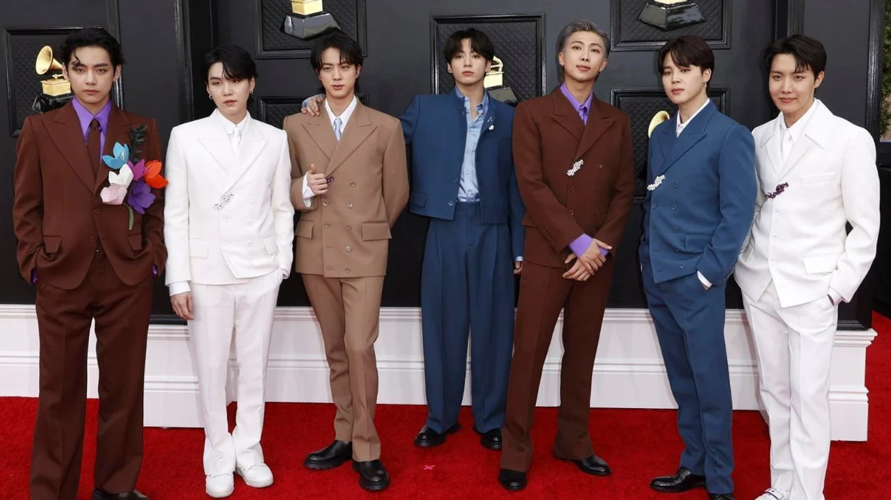 Estos integrantes de BTS terminarán la militar la próxima semana