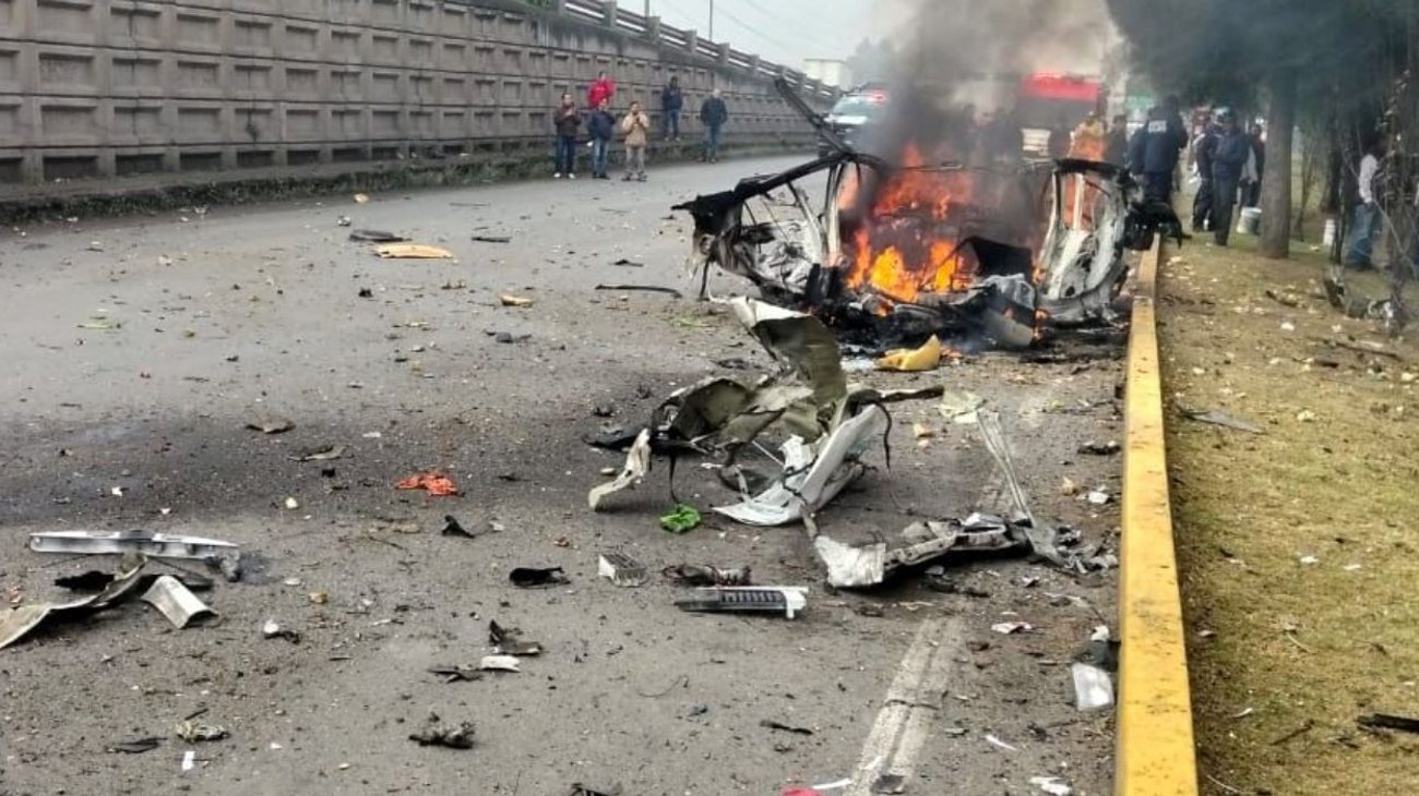 Explota_taxi_con_pirotecnia_en_la_Mexico_Toluca_deja_tres_heridos_005f63083a