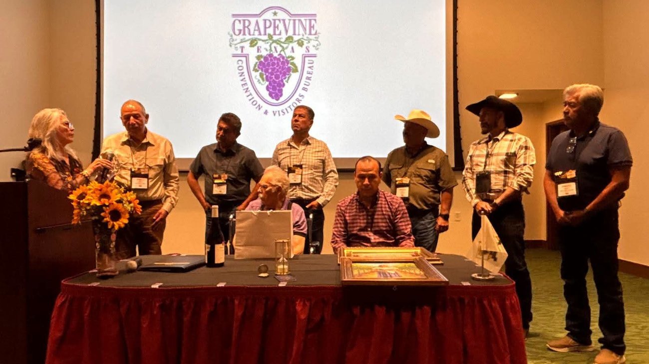 Parras y Grapevine fortalecen hermanamiento con nuevas gestiones