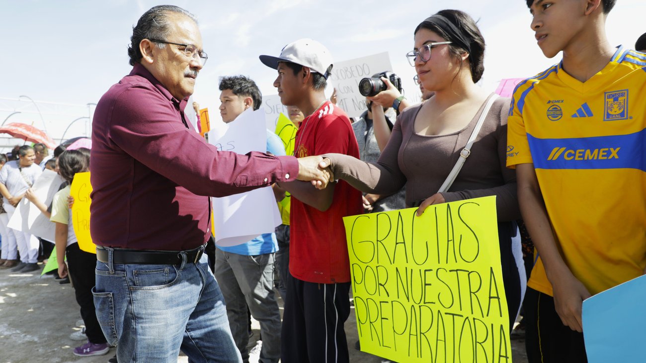 Escobedo fortalece educación media superior con apoyo federal