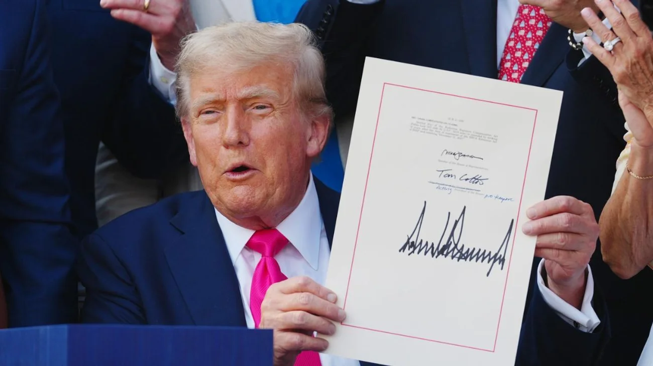 Firma Trump ley 'Big, Beautiful Bill' en picnic por el 4 de julio