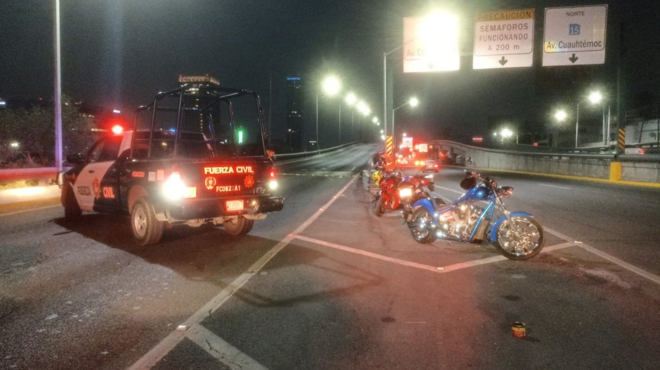 Muere tras derrapar y estrellar moto contra muro