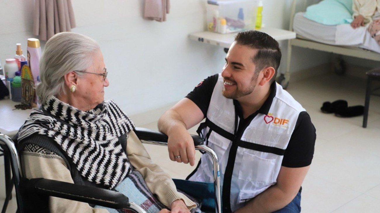 Fortalecen_red_de_proteccion_al_adulto_mayor_mediante_convenios_e101503756