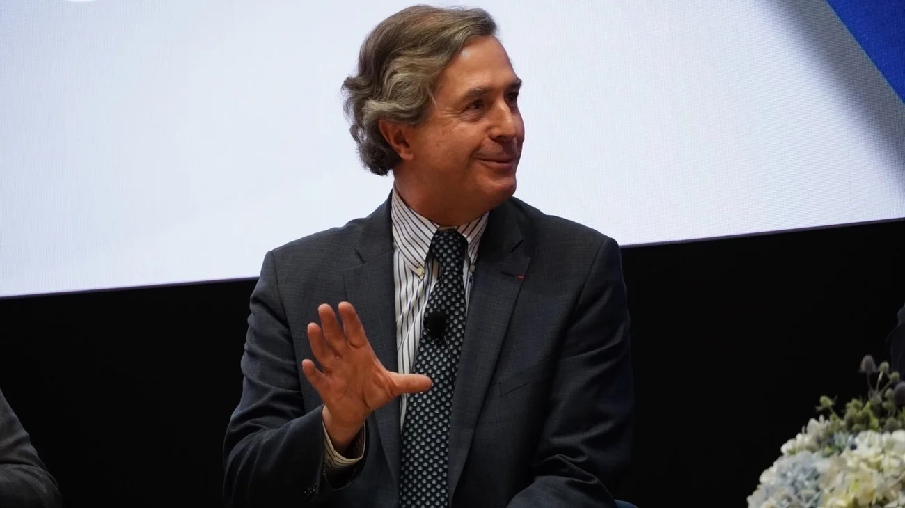 Fql_Rq9_D_Xo_AY_3v_WP_593eaa6e79