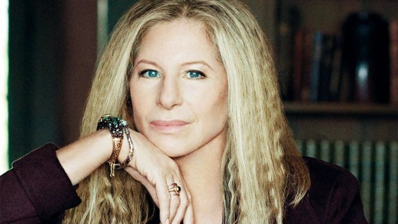 Barbra Streisand cancela visita a Cannes por lesión de rodilla