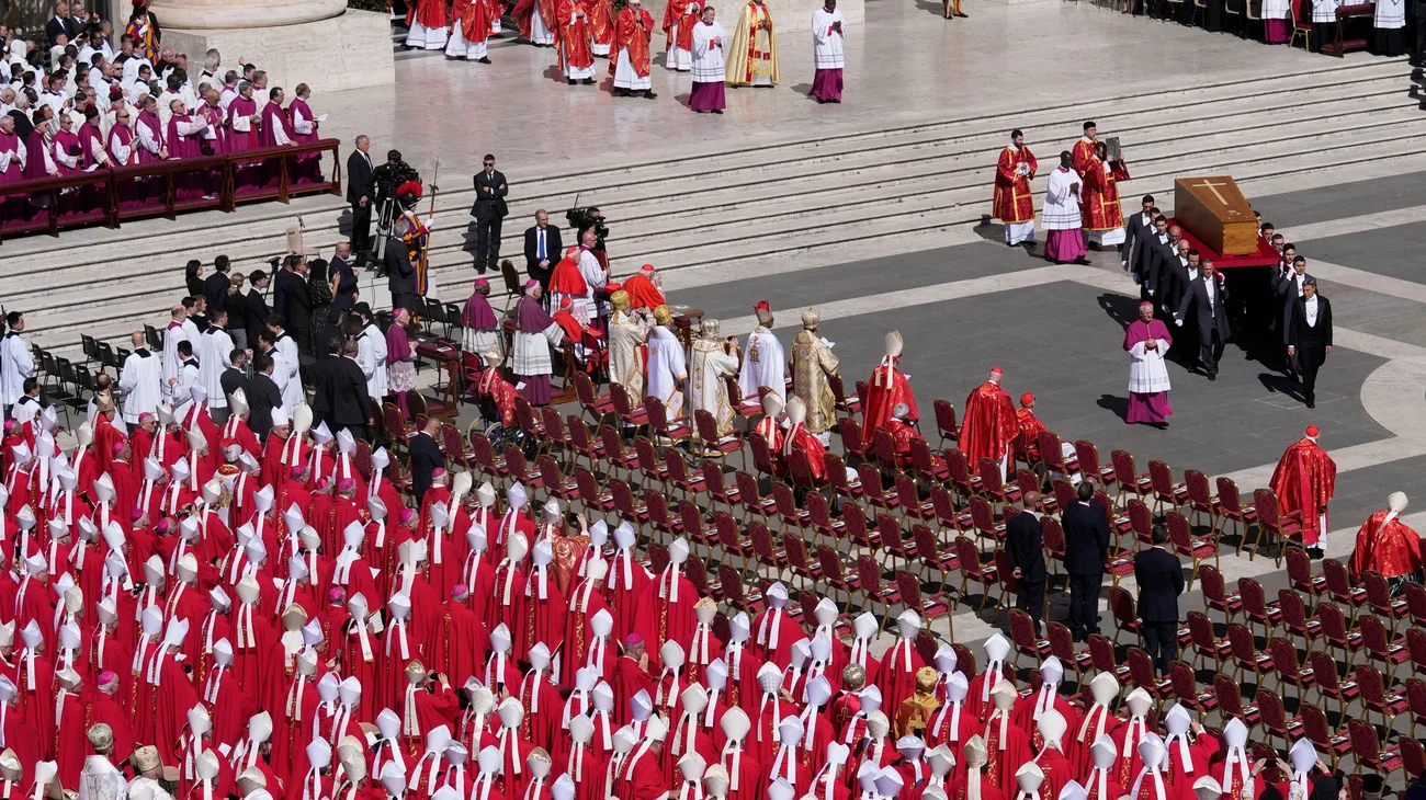 Funeral_papa_francisco_bf76206aaa