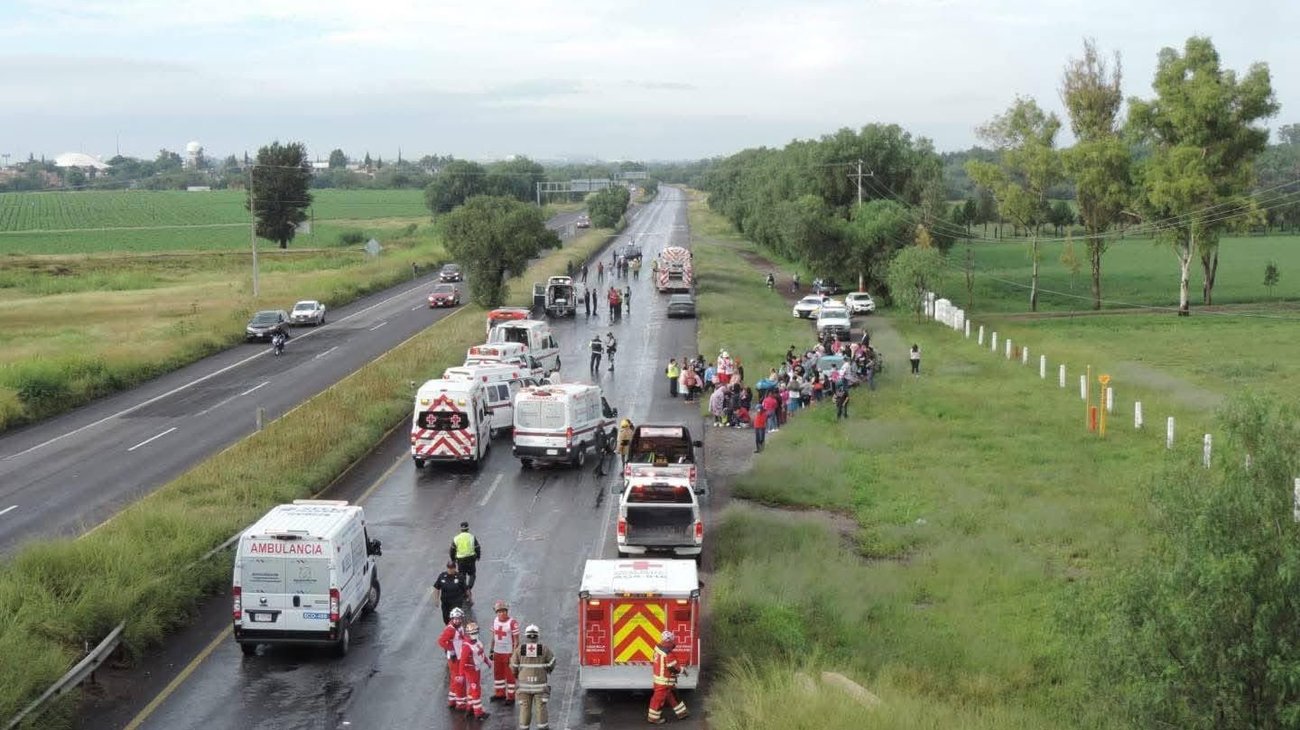 Contabilizan al menos 60 heridos por carambola en Aguascalientes