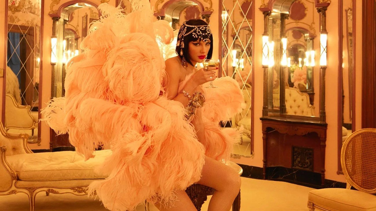 Taylor Swift estrena The Life Of a Showgirl: su era más glamorosa