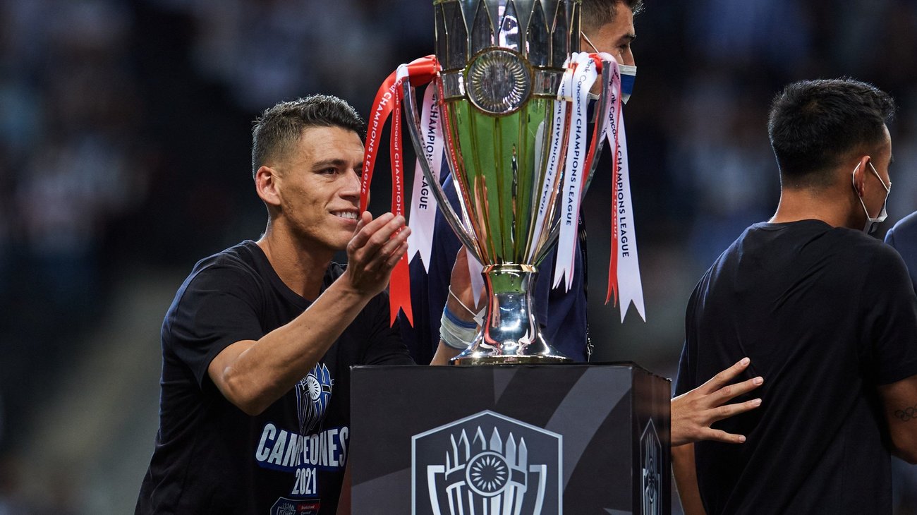 Héctor Moreno anuncia su retiro a final de esta temporada