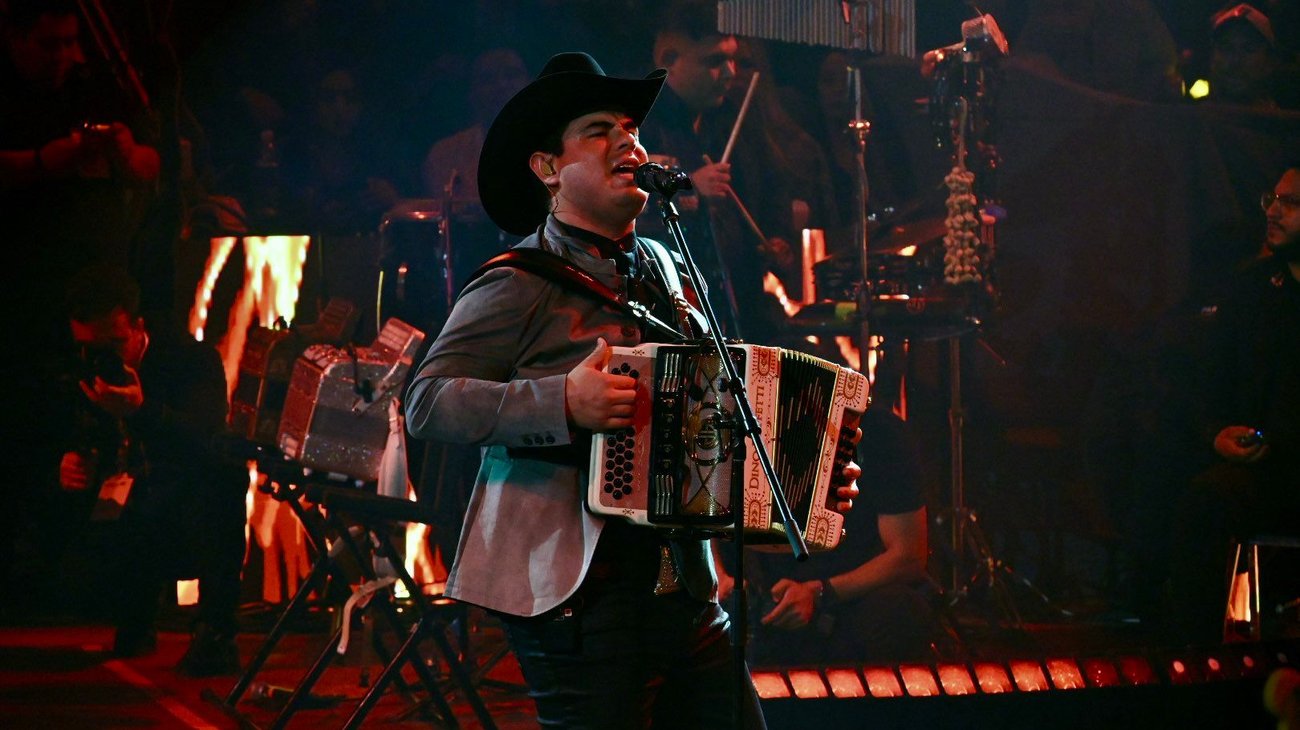 G_R8_X8y_Xo_A_Ahz4l_a956ade641