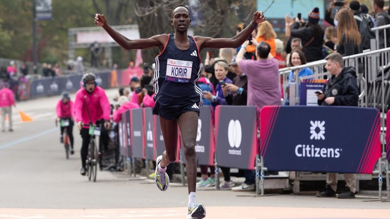 G_ez9_UQWIA_Aub_B8_41209321d1