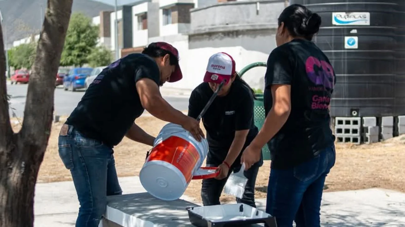 Rehabilitan junto con vecinas espacios públicos en García