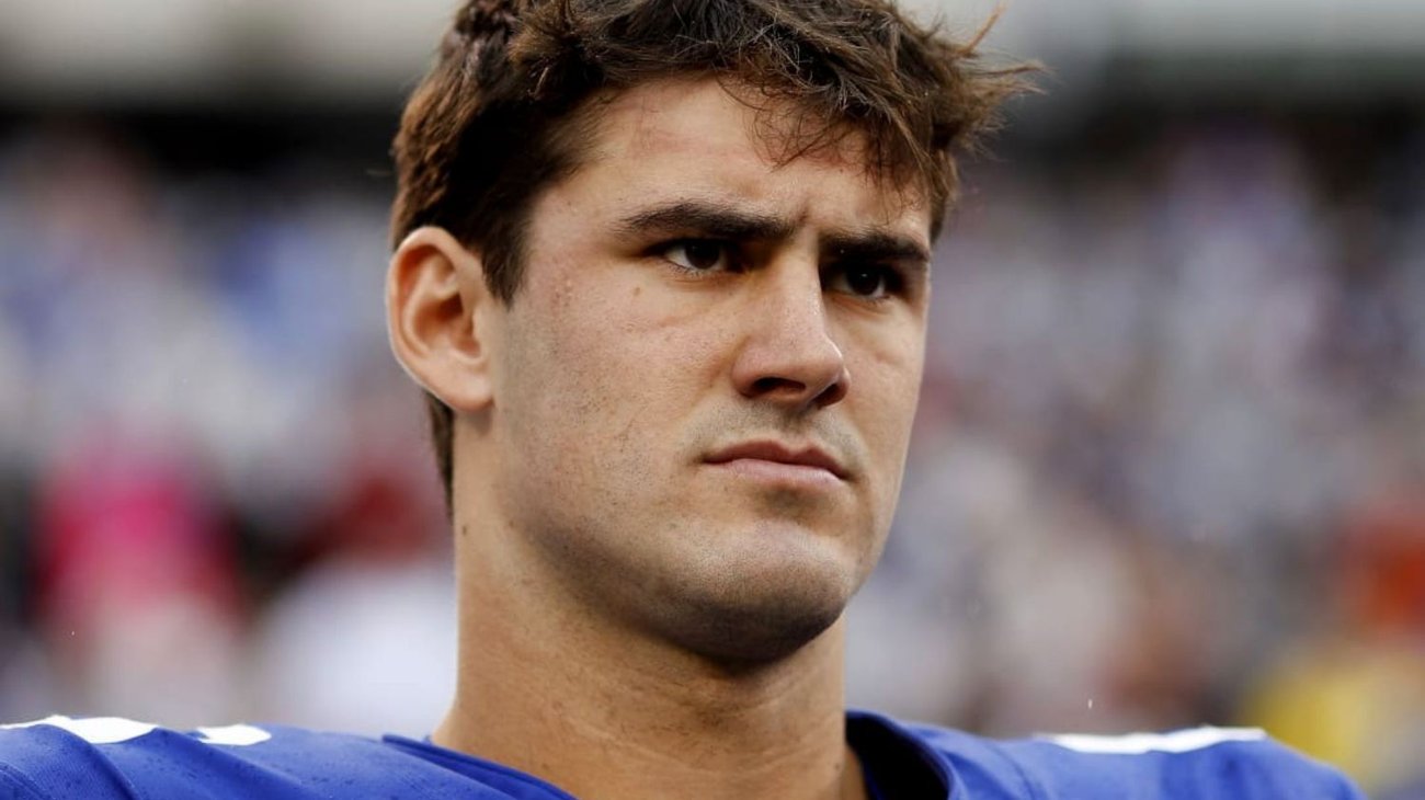 Giants pierde a 'quarterback' Daniel Jones toda la temporada