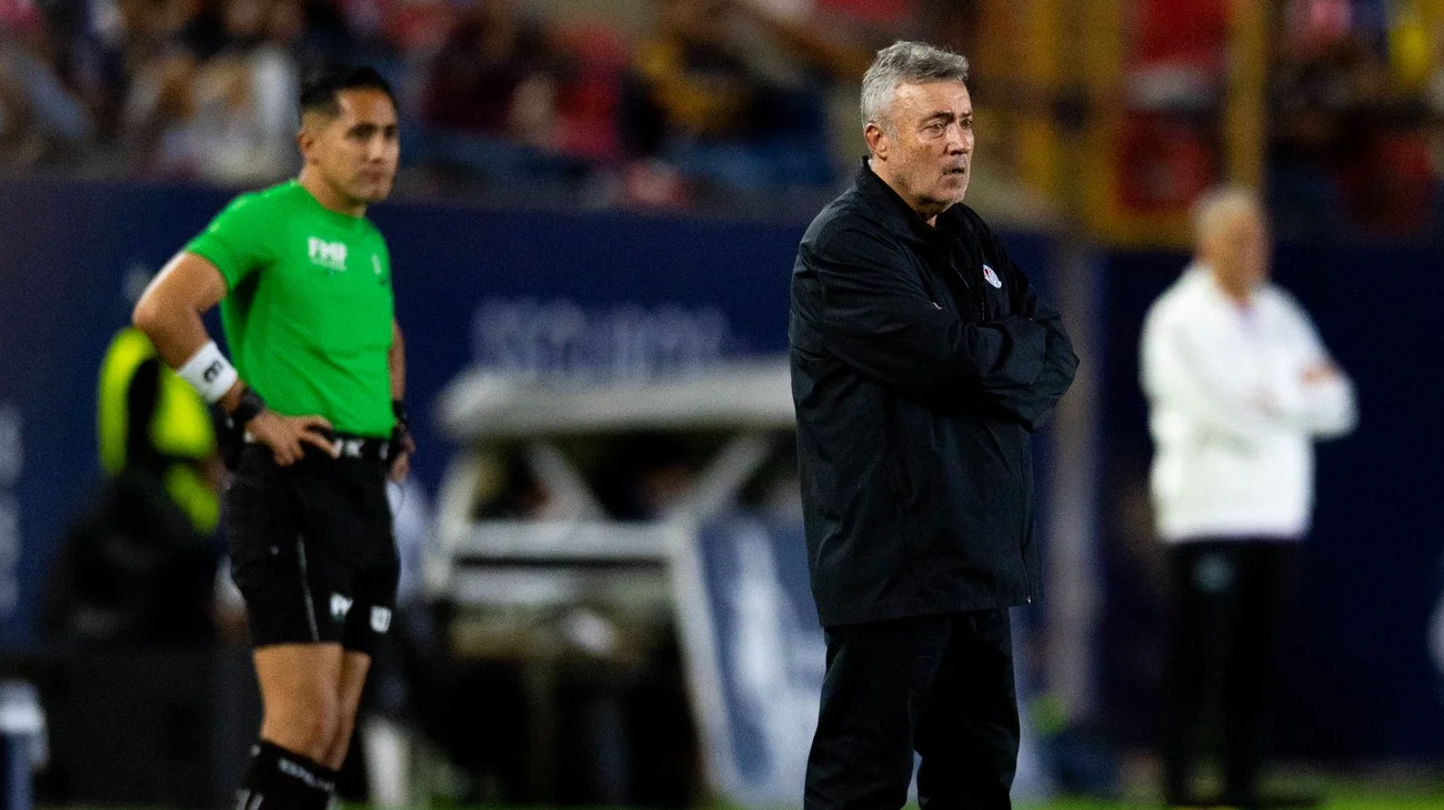 Domenec Torrent será nuevo entrenador de Rayados