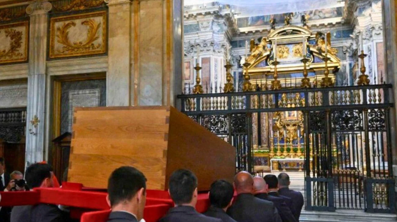 Llega el papa Francisco a Santa María La Mayor, su última morada