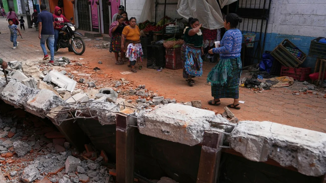Guatemala_linchan_a_cinco_por_supuestos_robos_en_localidad_afectada_por_sismos_2ea8b30747