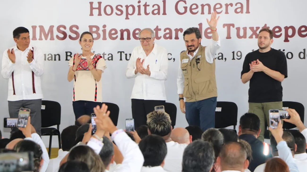 Gw_R_Ceb_W8_AA_Cntp_43d3d9b5bd