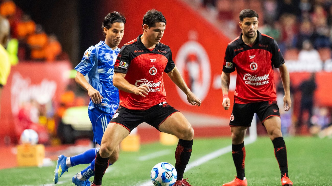 ¡Lo mordió! Tigres cayó con Xolos y se hunde en la tabla