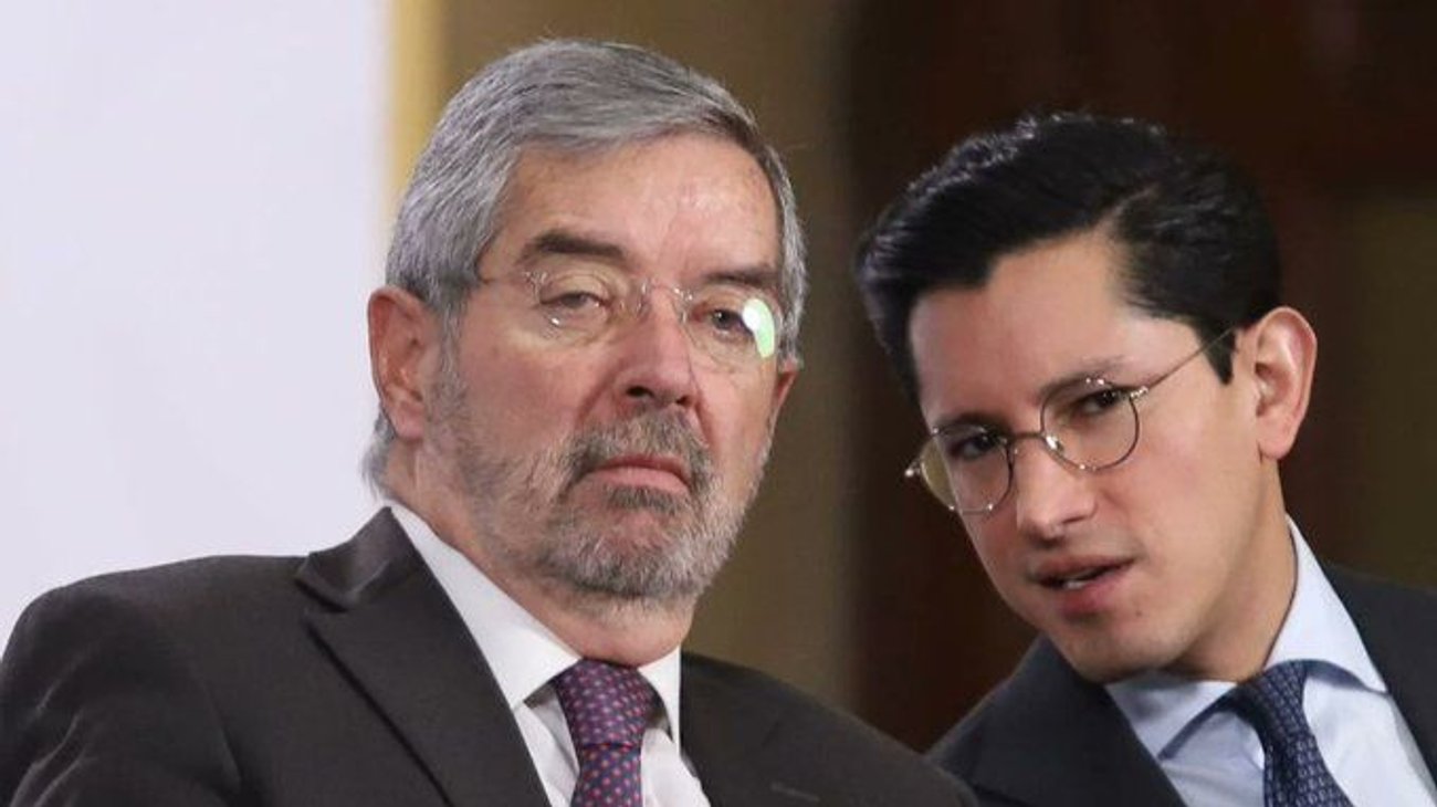 Senado mexicano recibe a Roberto Velasco como nuevo canciller