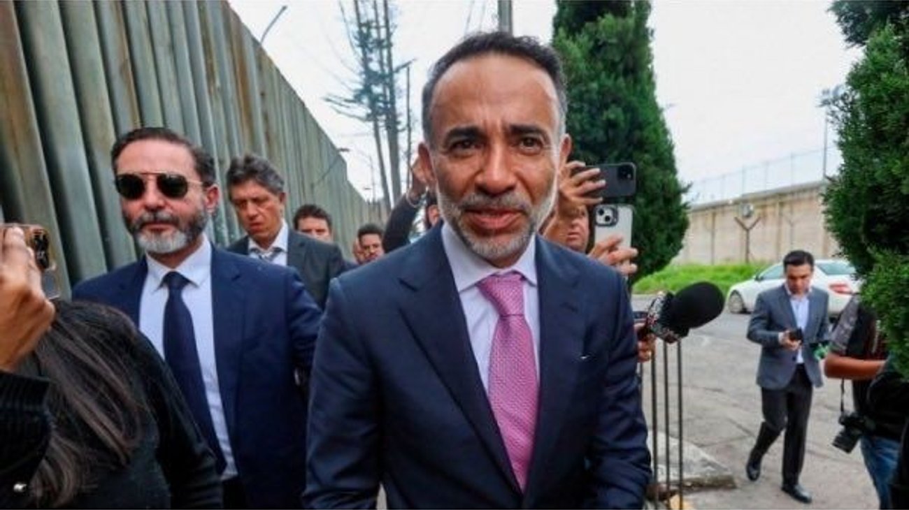 Alcalde de Metepec obtiene prórroga para su defensa