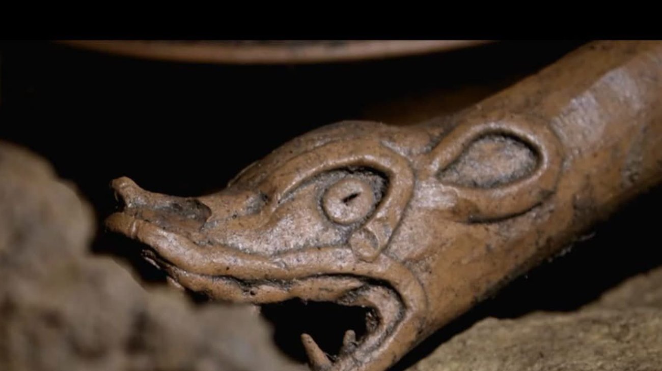  Hallan 179 piezas prehispánicas en cueva ritual de Chiapas