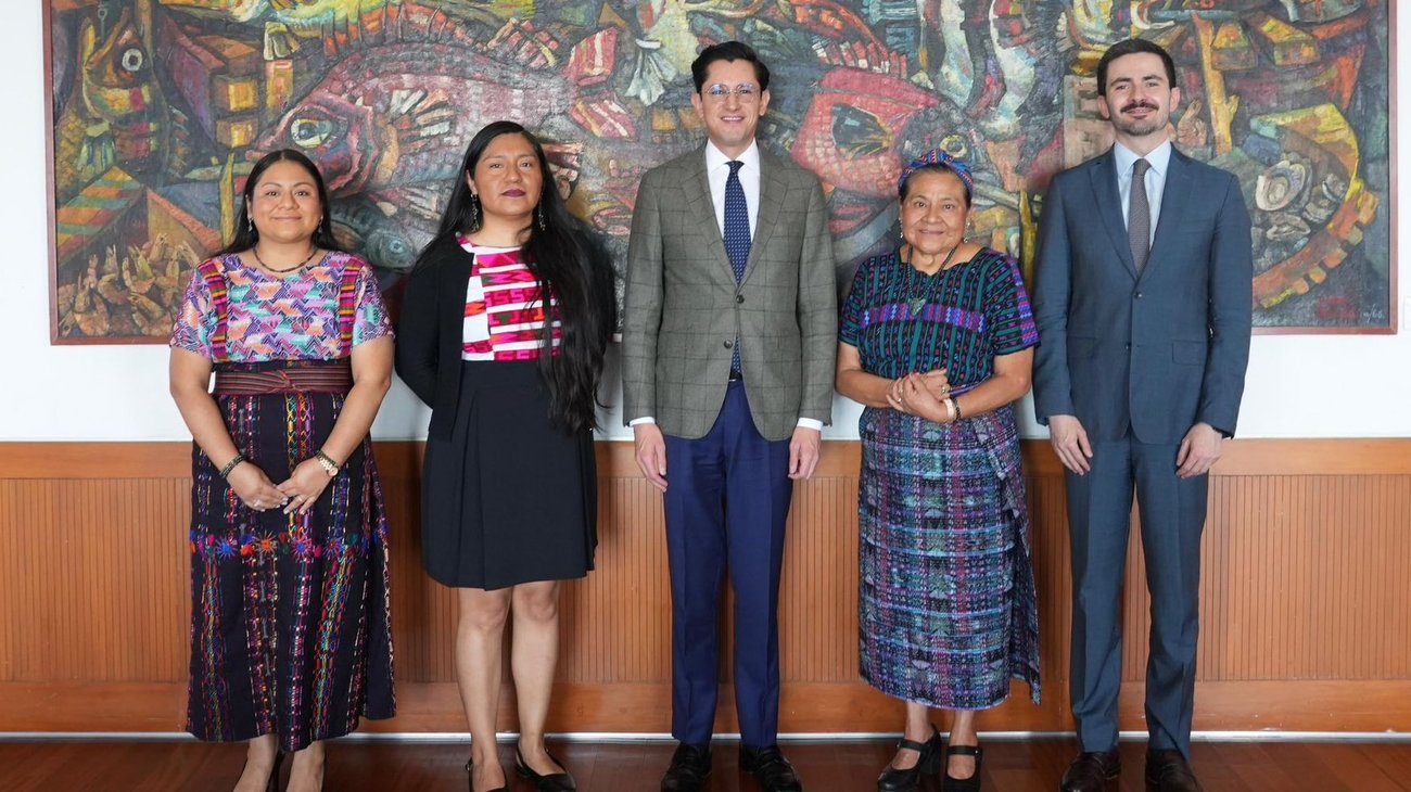 H_Gsj_A_f_Wg_A_Arm8v_9fce195026