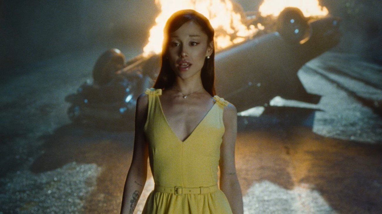 Ariana Grande estrena videoclip de terror junto a Justin Long